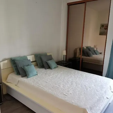 Apartamento City Center Apartment, Saint-raphael